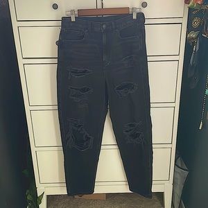 American Eagle Relaxed mom jean black